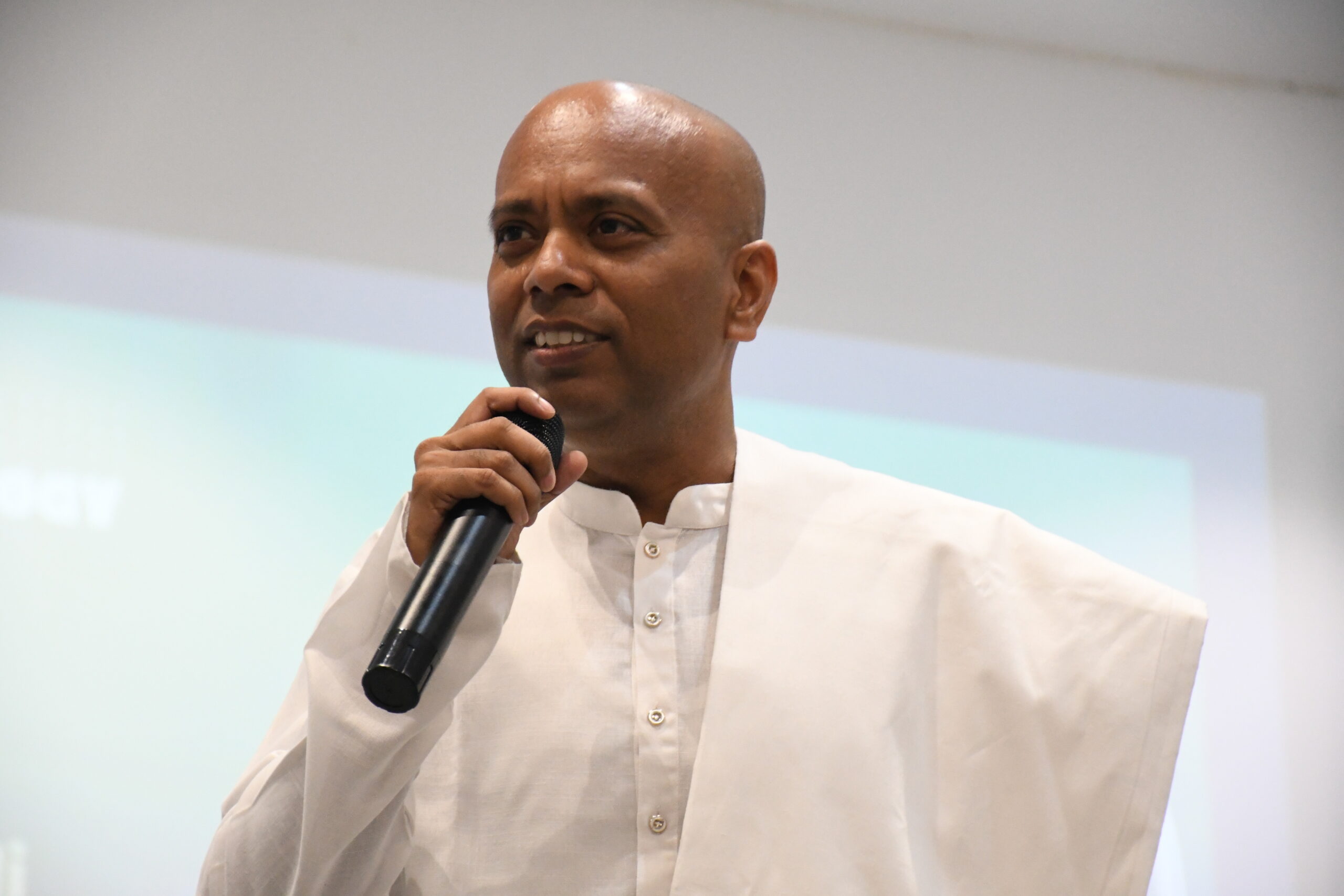 Rudrayogi addressing students